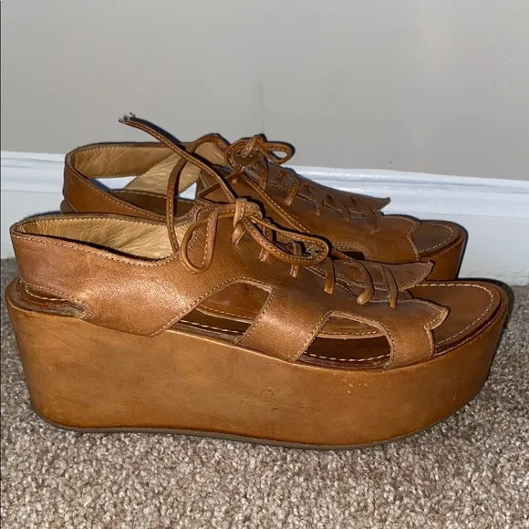 BALEARMANIA - Ibiza | Brown Leather Platform Sandals