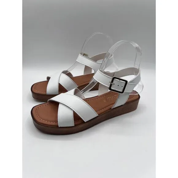 BELLA VITA SANDALS WOMENS 'CAR-ITALY' BUCKLE WEDGE WHITE LEATHER WOMENS 7M NEW