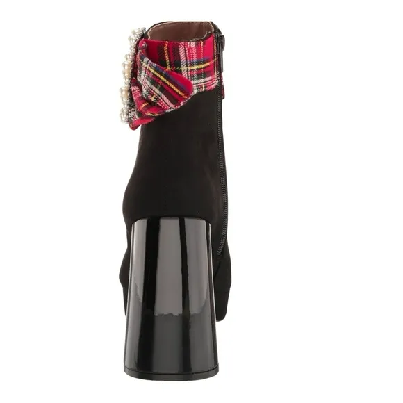 Betsey Johnson ISRIS Boot Red Plaid Trim Pearl Buckle READ DESCRIP…