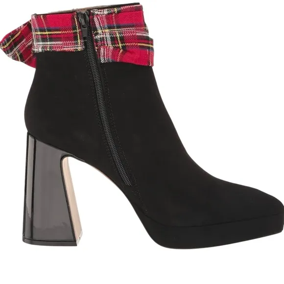 Betsey Johnson ISRIS Boot Red Plaid Trim Pearl Buckle READ DESCRIP…