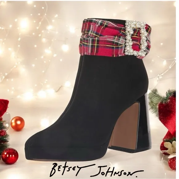Betsey Johnson ISRIS Boot Red Plaid Trim Pearl Buckle READ DESCRIP…