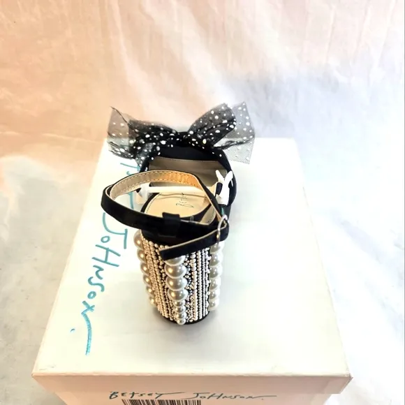 Betsey Johnson Women's Size 9.5 Lulu Platform Bows Pearls Sandals New