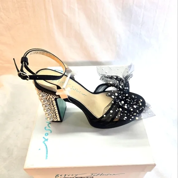 Betsey Johnson Women's Size 9.5 Lulu Platform Bows Pearls Sandals New