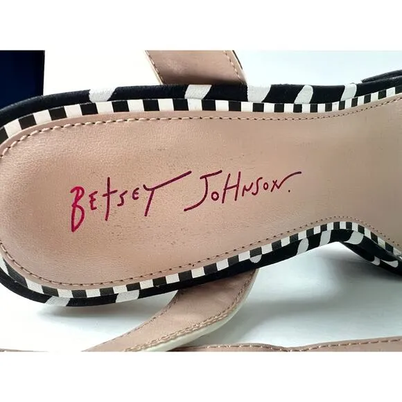 Betsey Johnson Women’s Sprite Heeled Sandals Black / White Size 9M preowned