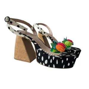 Betsey Johnson Women’s Sprite Heeled Sandals Black / White Size 9M preowned