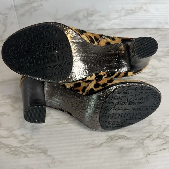 Beverly Feldman Leopard Print Calf Hair Ankle Boots size 9M mobwife festival