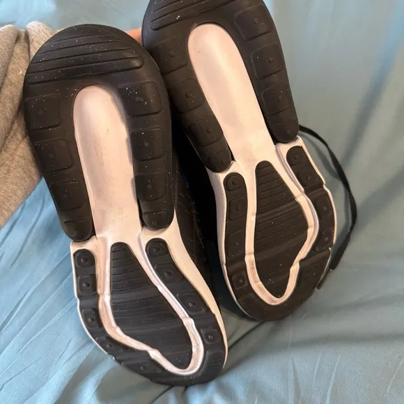 Big Kids Nike Air Max 270 Size 5Y