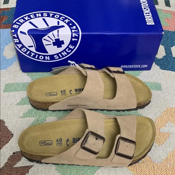 Birkenstock Arizona Cream Narrow Sandals with Adjustable Straps and Cork Footbed