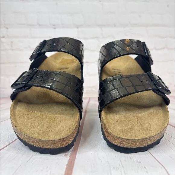 Birkenstock Arizona Gator Gleam Two Strap Black Sandals Mens Sz 8/Women’s Sz 10