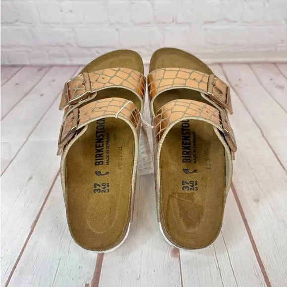 Birkenstock Arizona Gator Gleam Two Strap Copper Sandals Mens Sz 4/Women’s Sz 6
