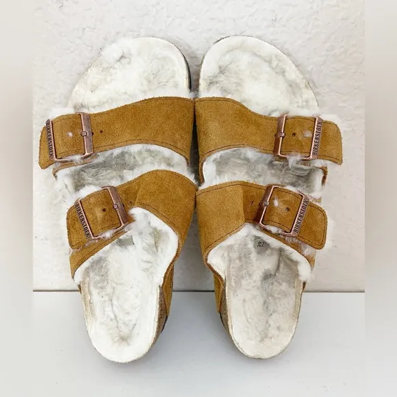 Birkenstock Arizona Shearling Slide Sandal. 8/39