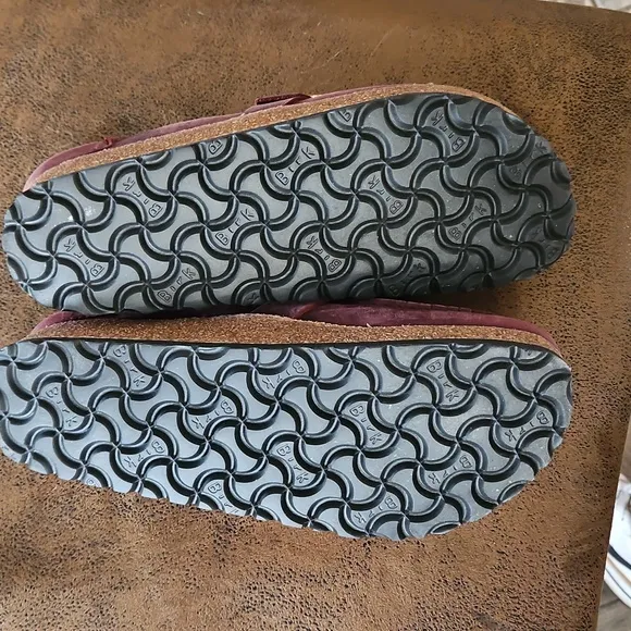 Birkenstock Buckley In Oiled Zinfandel Size 38 (Womens 7)