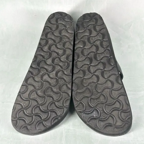 Birkenstock Papillio Gizeh Flex Platform Sandals Black on Black Size EU 35 US 4
