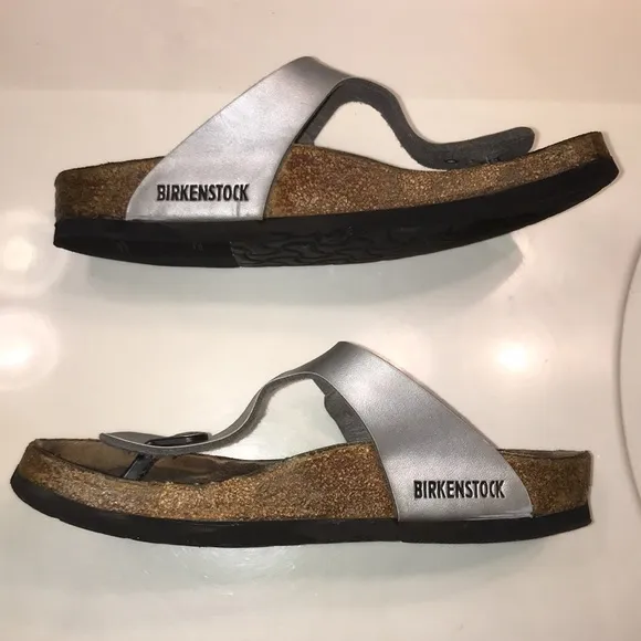 Birkenstock Women’s Gizeh Silver Birko-Flor Thong Sandals
