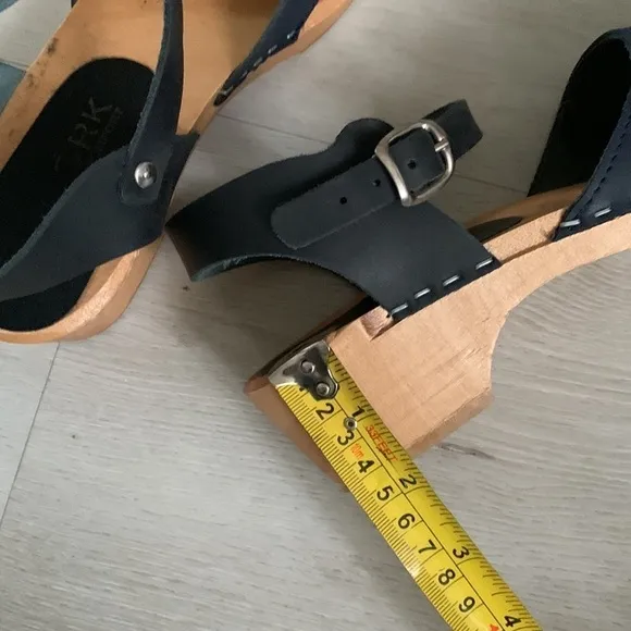 BJORK Mila Swedish comfort Wood Clog Sandals Sz 37 two tones wedges boho leather