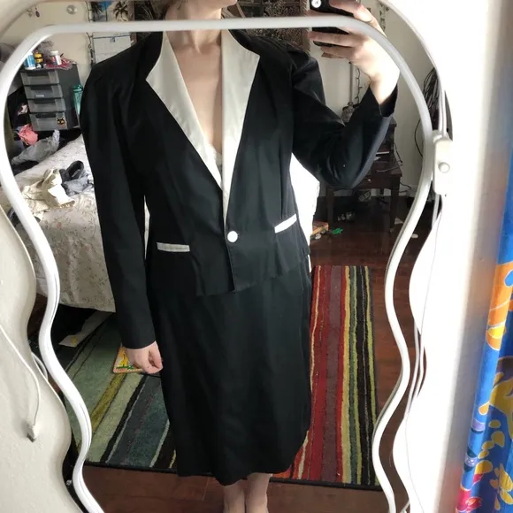 Black and white vintage skirt blazer suit set with a touch of glamour