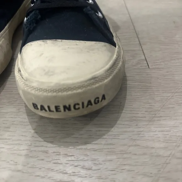 Black Balenciaga Distressed High-Top Men’s  Sneakers