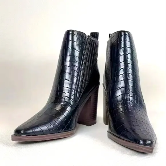 Black Croc-Embossed Ankle Boots Sz 10