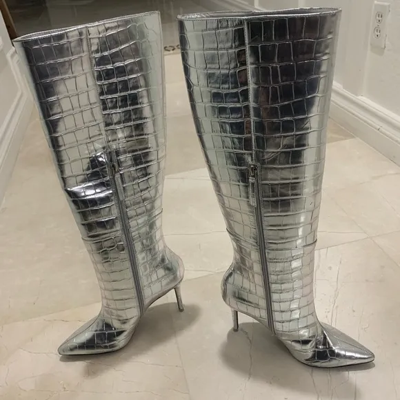 Black Suede Studio Silver Crocodile-Embossed Knee-High Boots Size 38.5