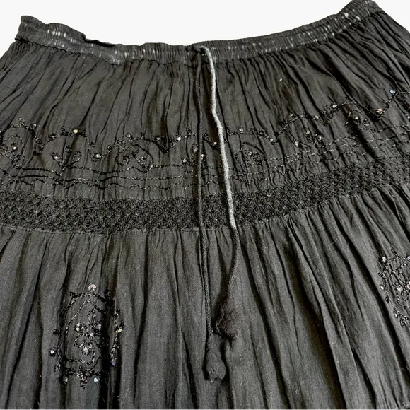 Black Tiered Vintage Retro Boho Broomstick Maxi Skirt One Size Crochet Sequins