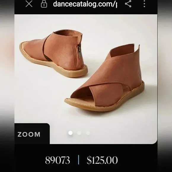 Born Sundance 6 Boho Brown Leather Slip-On Festival