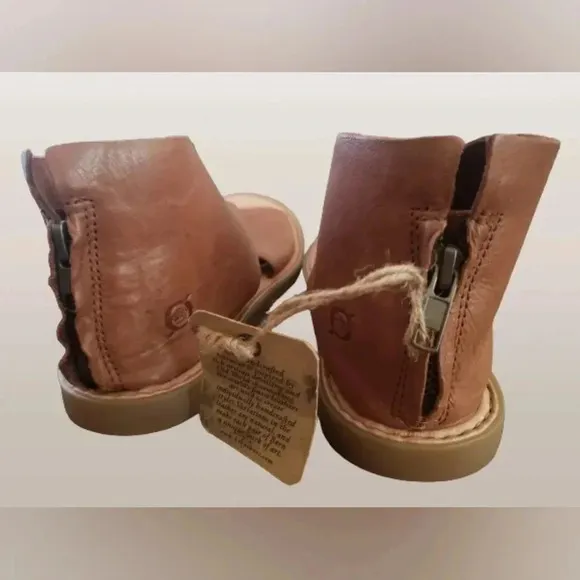 Born Sundance 6 Boho Brown Leather Slip-On Festival