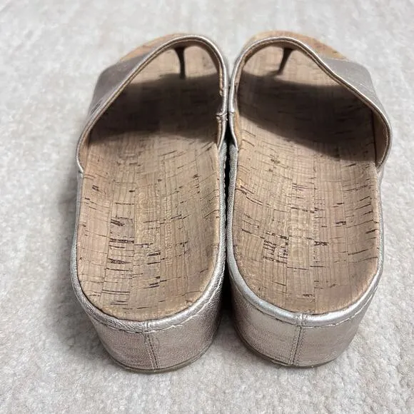 BORN Women's Sharr Cork Sole Platform Sandal Light Gold Size 8 BR0035330