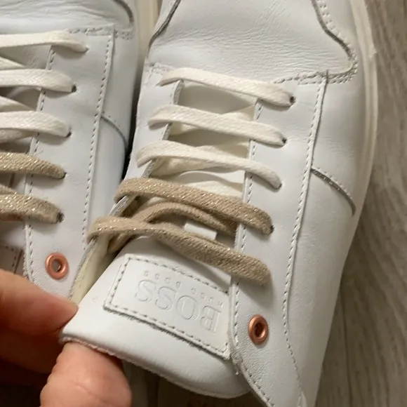 Boss Girls White &amp; Gold Leather Trainers leather kids girls Sneakers  size 4