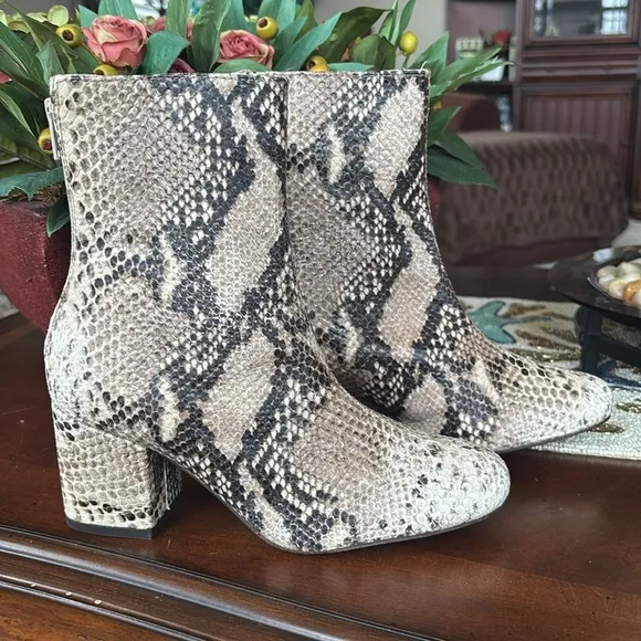Brand New Free People Cecile Ankle Boot Genuine Leather Snakeskin Print 3&quot; Heel