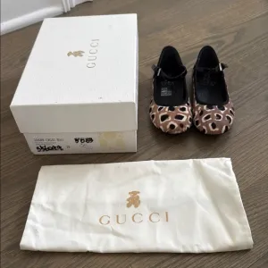 Brand New! Gucci Brown Leopard Print Girls Shoes