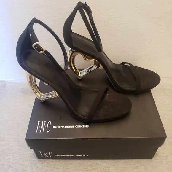 Brand New INC Aminah Abdul Jilllil Heels