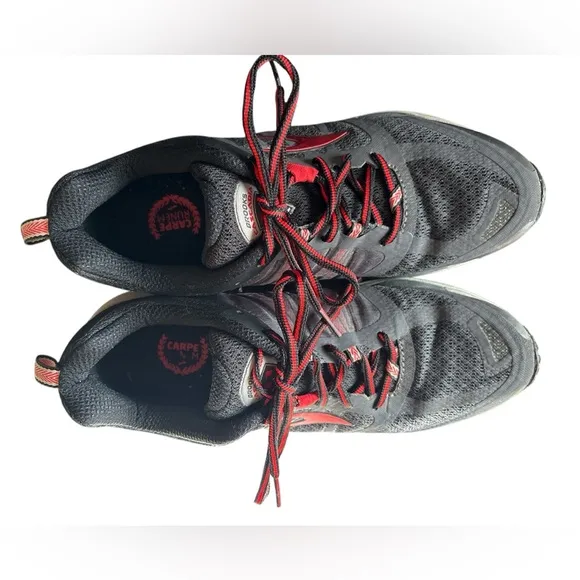 Brooks Cascadia 11 Black &amp; Red Trail Running Shoes, Size 10.5, Outdoors Athletic