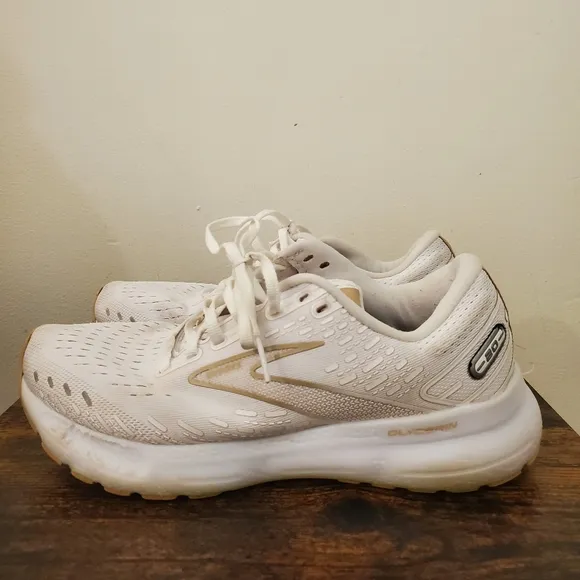 Brooks Glycerin 20 Running Shoes Size Womens 8.5 White/Khaki