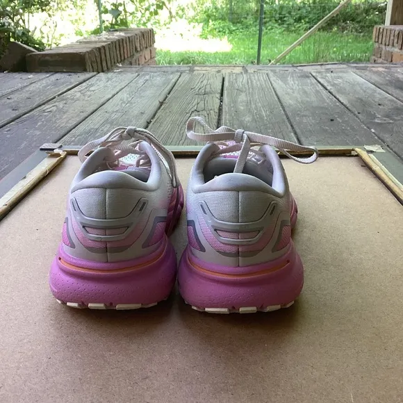 Brooks Women's Pink and White Running Shoes, size 7