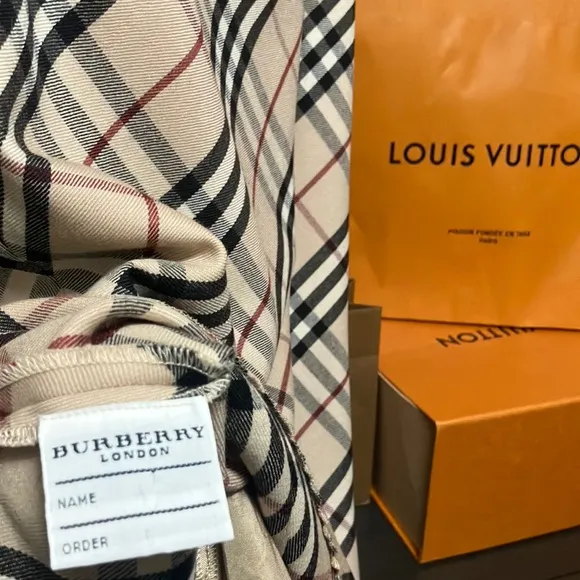Burberry Vintage Nova Check A-Line Skirt - Size 0