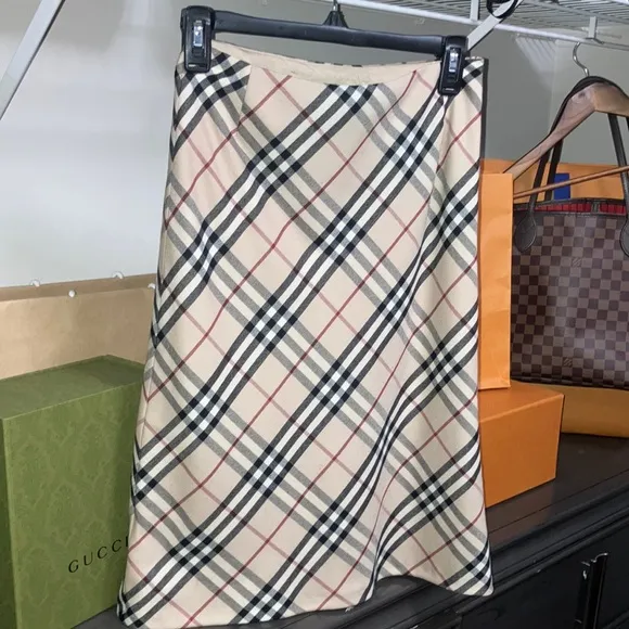 Burberry Vintage Nova Check A-Line Skirt - Size 0