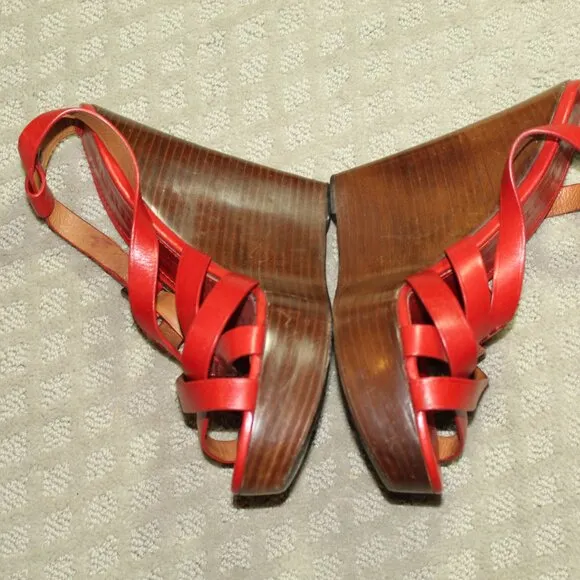 Burberry Women's 9 Strappy Red Leather 1.5&quot; Platform Stacked Wedge 5.5&quot; Heels