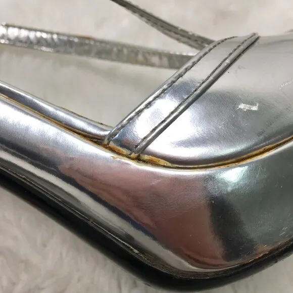 Burberry Women's Silver Leather Strappy Peep Toe Platform Heels Size 40