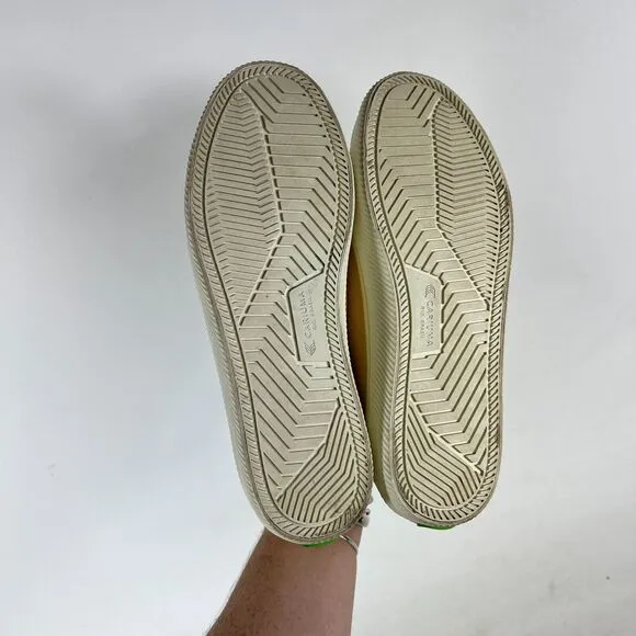 Cariuma Sneakers Women's 8.5 Yellow Lace Up Low Top Athletic Running Shoes
