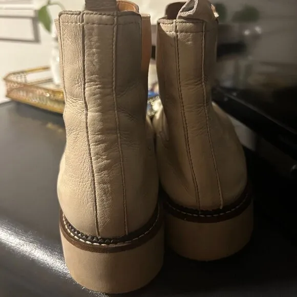 CASLON Miller Leather Chelsea Boot Lug Sole Water Resistant | Women's 13 | Cream