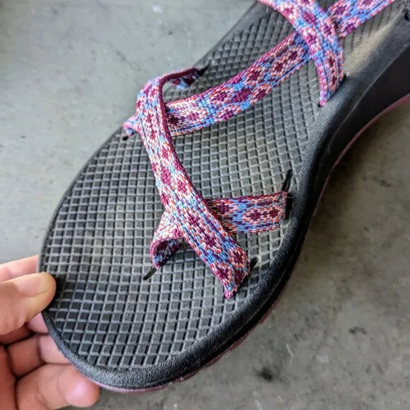 Chaco Women's Z/Cloud X2 Remix Sandals in Poplin Berry size 8