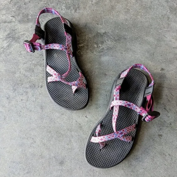 Chaco Women's Z/Cloud X2 Remix Sandals in Poplin Berry size 8