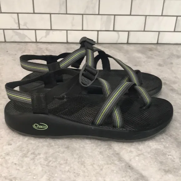 Chaco Z2 Sandals Mens 13 Black Gray Striped Hiking Athleisure Gorpcore Comfort
