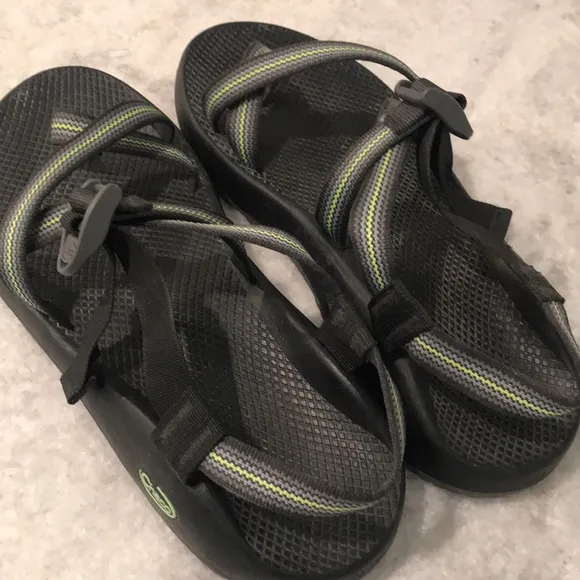 Chaco Z2 Sandals Mens 13 Black Gray Striped Hiking Athleisure Gorpcore Comfort