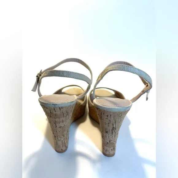 Charles David Lambert Cork Platform Wedge in Nude Size 11M