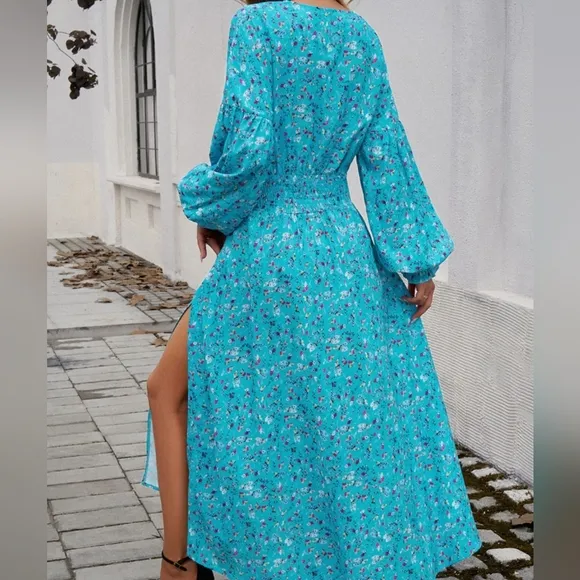 Chic Split Printed Surplice Midi Dress