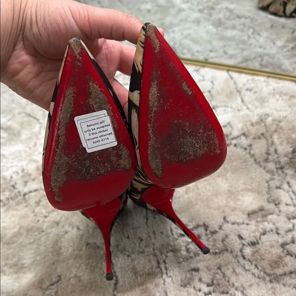 Christian Louboutin So Kate Tissu Beauty