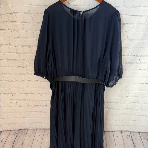 City Chic Women's Plus Size Love Pleat Elbow Sleeve Round Neckline Dress XXL