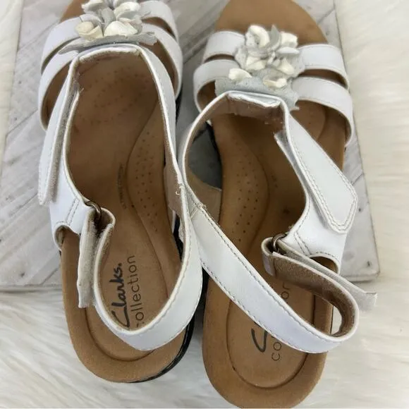 Clark’s Collection White Strappy Floral Sandals Size 10