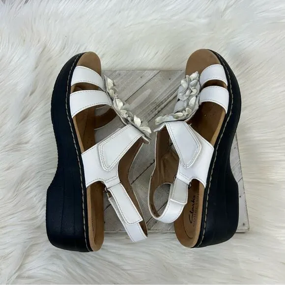 Clark’s Collection White Strappy Floral Sandals Size 10